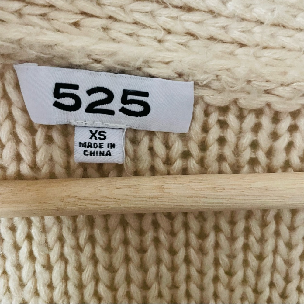 525 America XS oversized cable knit cream cardigan - Picture 3 of 5